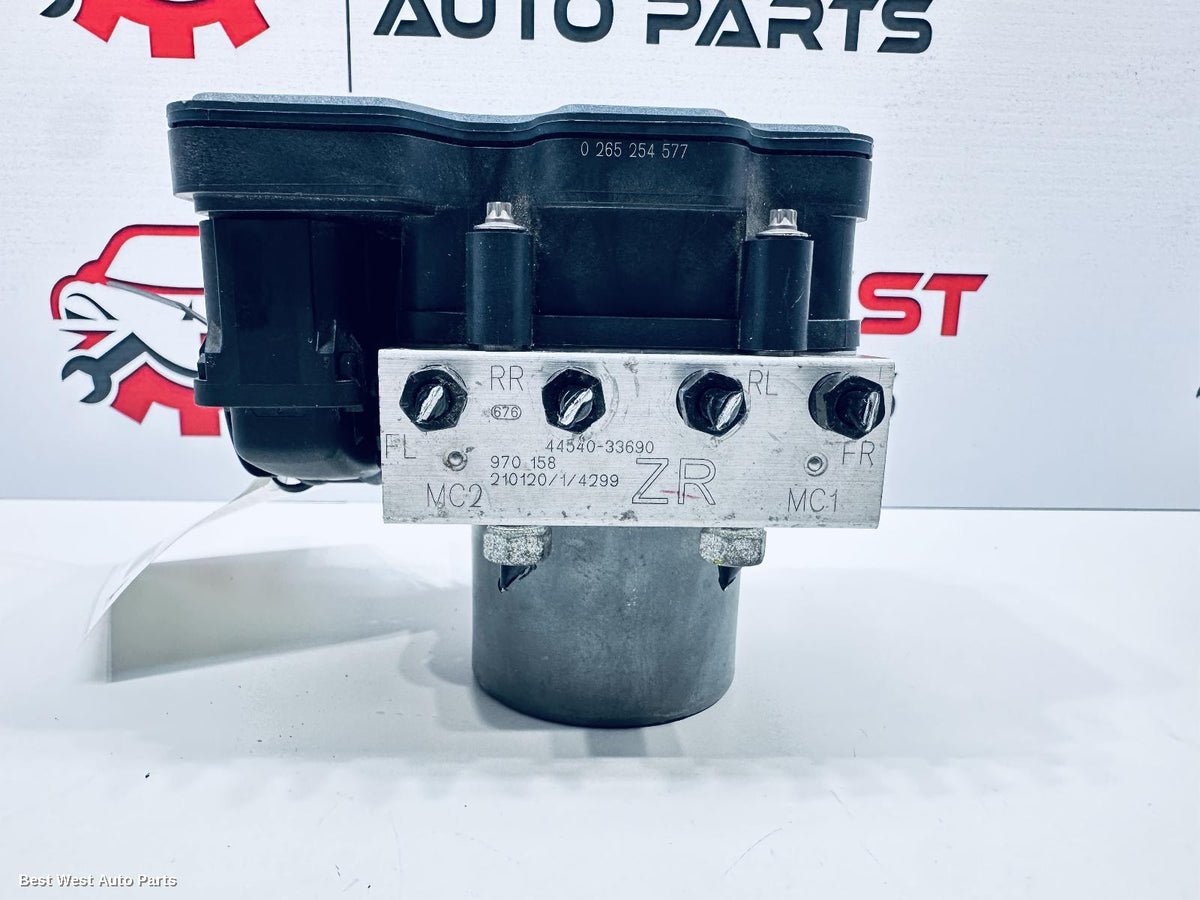 2021 TOYOTA CAMRY Abs Pump/Modulator