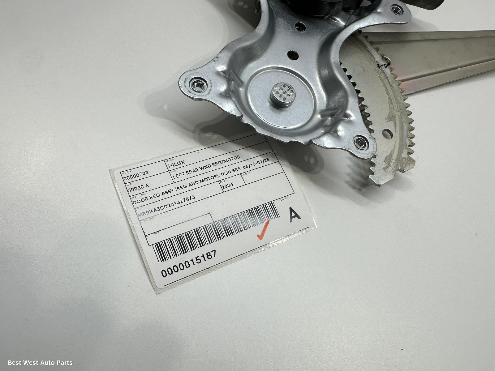 2024 TOYOTA HILUX Left Rear Wnd Reg/Motor