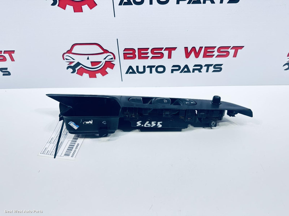 2018 NISSAN NAVARA Pwr Dr Wind Switch