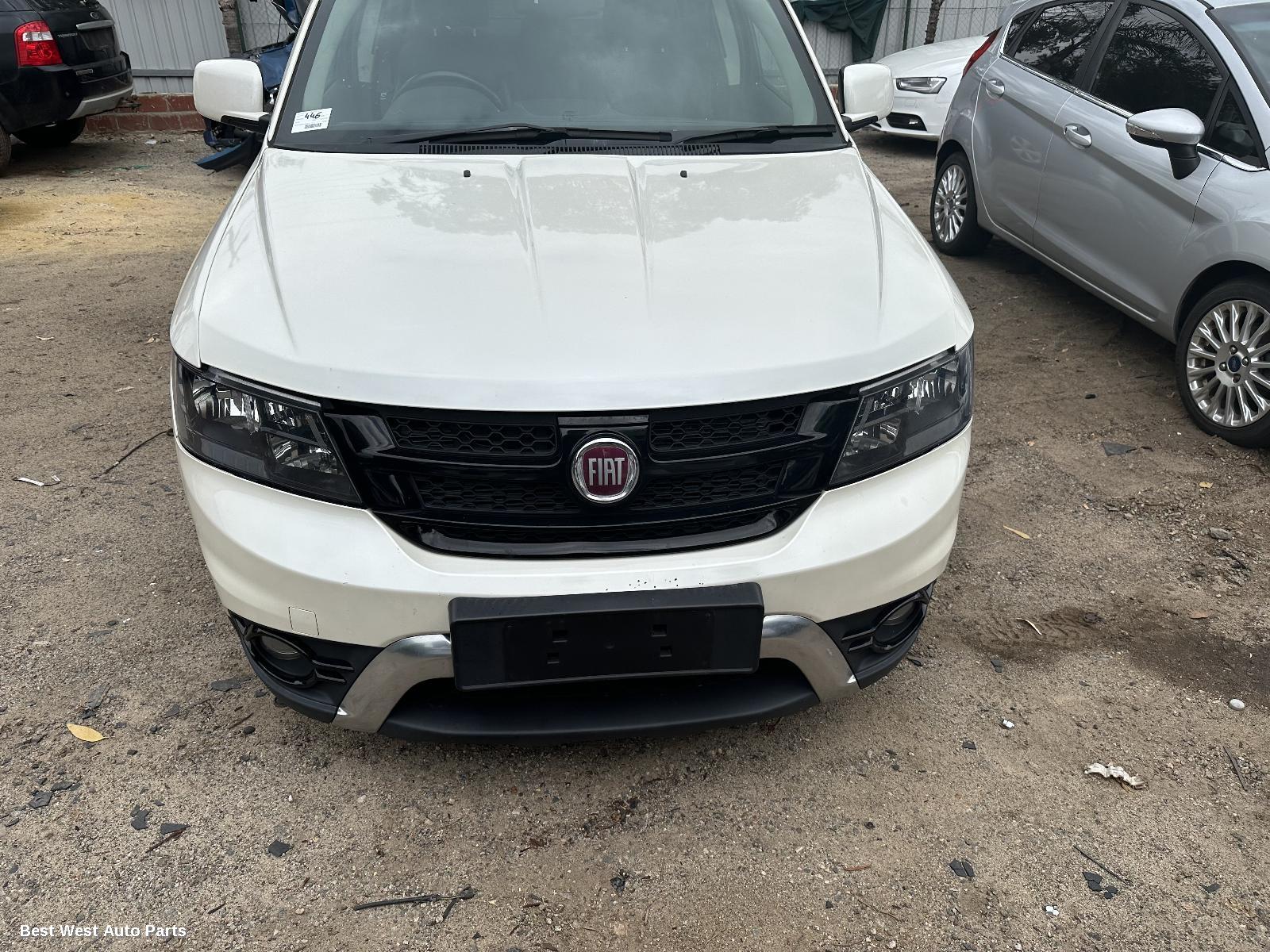 2015 FIAT FREEMONT Grille