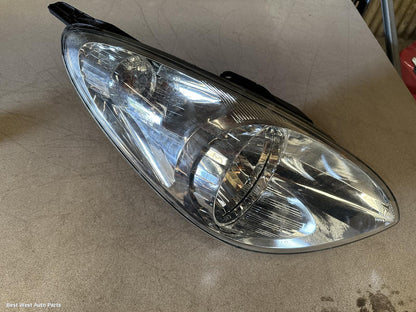 2011 HYUNDAI I20 Right Headlamp