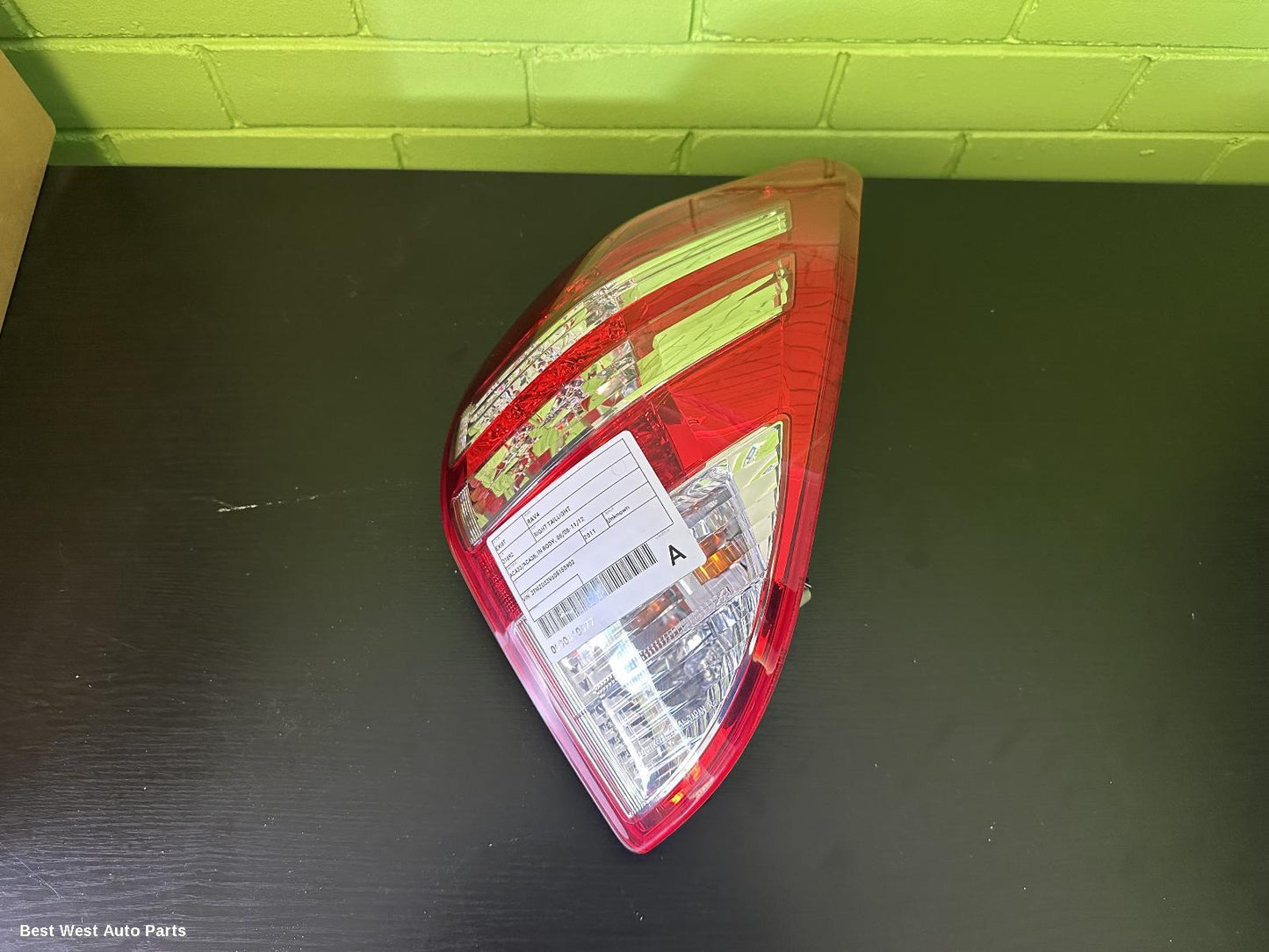 2011 TOYOTA RAV4 Right Taillight