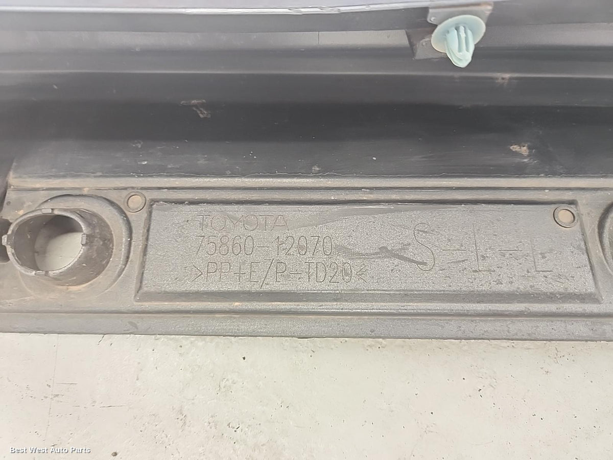 2021 TOYOTA COROLLA Side Step/Skirt