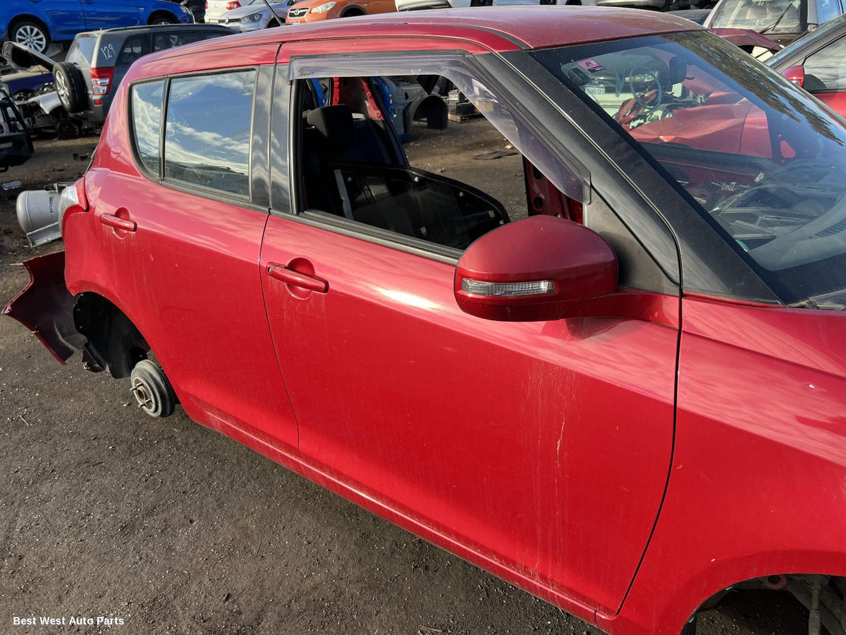 2013 SUZUKI SWIFT Left Front Door Window