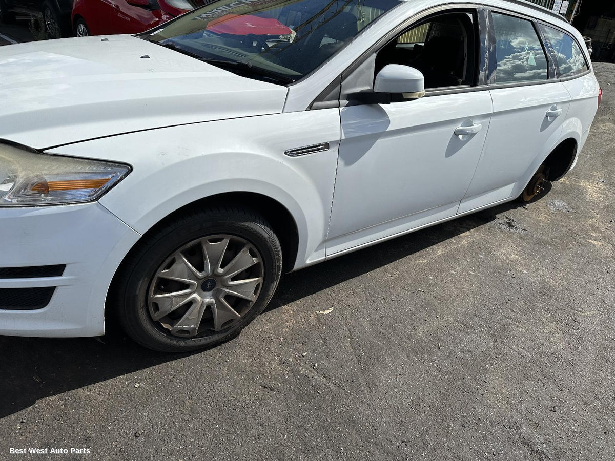 2013 FORD MONDEO Radiator