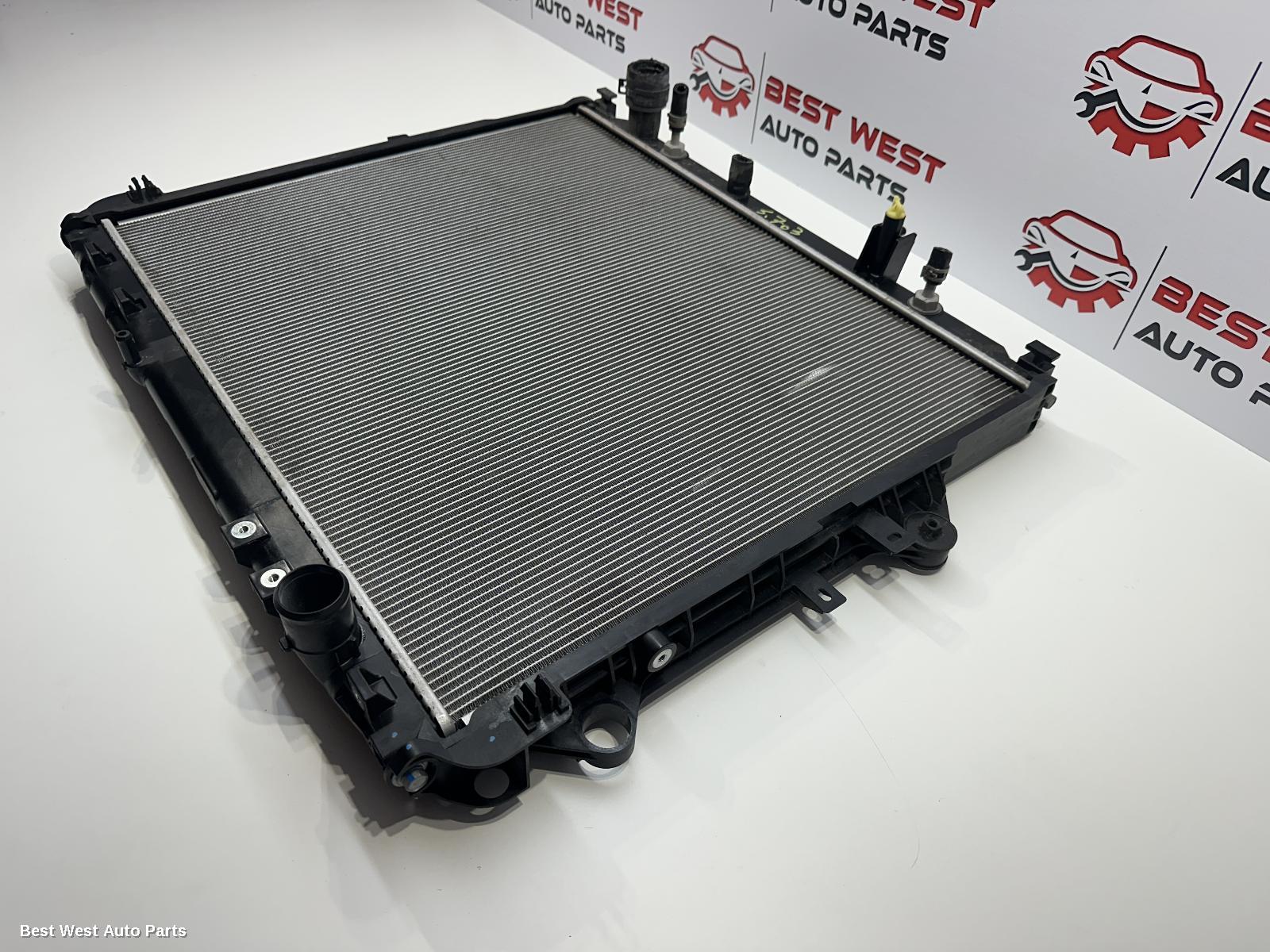 2024 TOYOTA HILUX Radiator