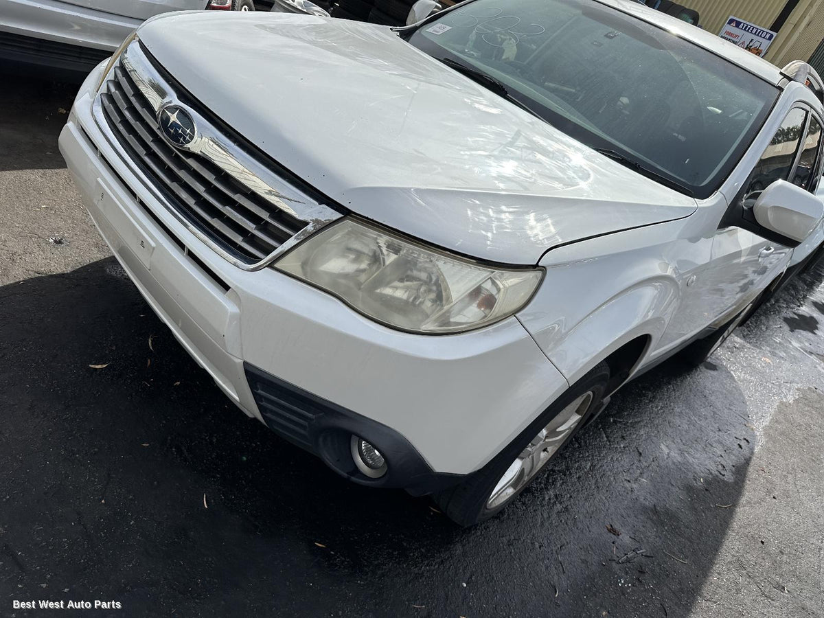 2009 SUBARU FORESTER Left Taillight