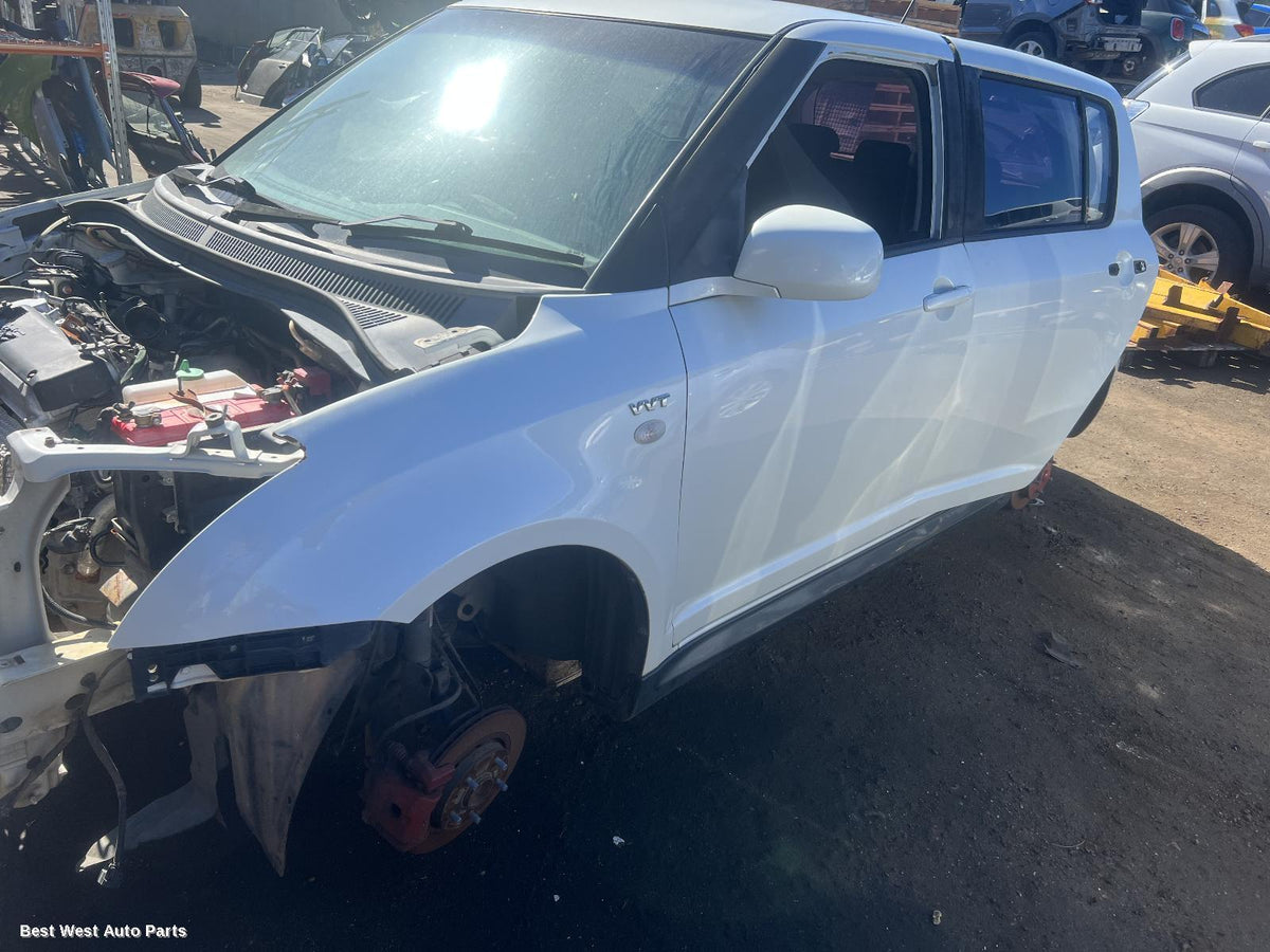 2008 SUZUKI SWIFT Right Guard