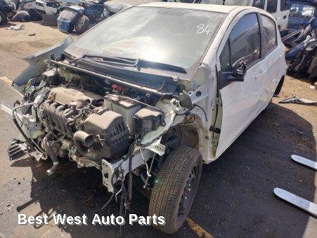 2019 TOYOTA YARIS Right Front Hub Assembly