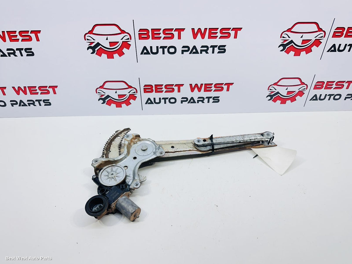 2019 TOYOTA HILUX Left Front Window Reg/Motor