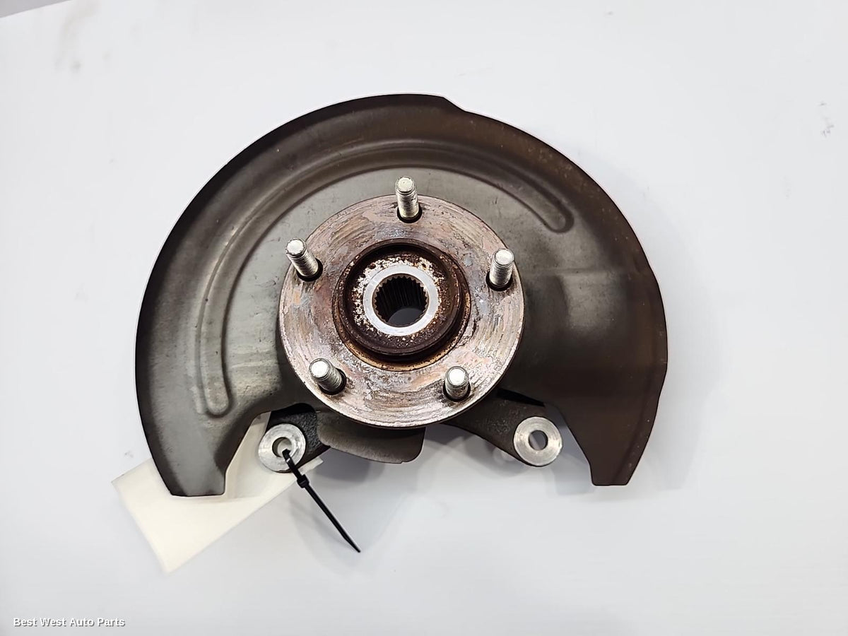 2019 MITSUBISHI ECLIPSE CROSS Left Front Hub Assembly