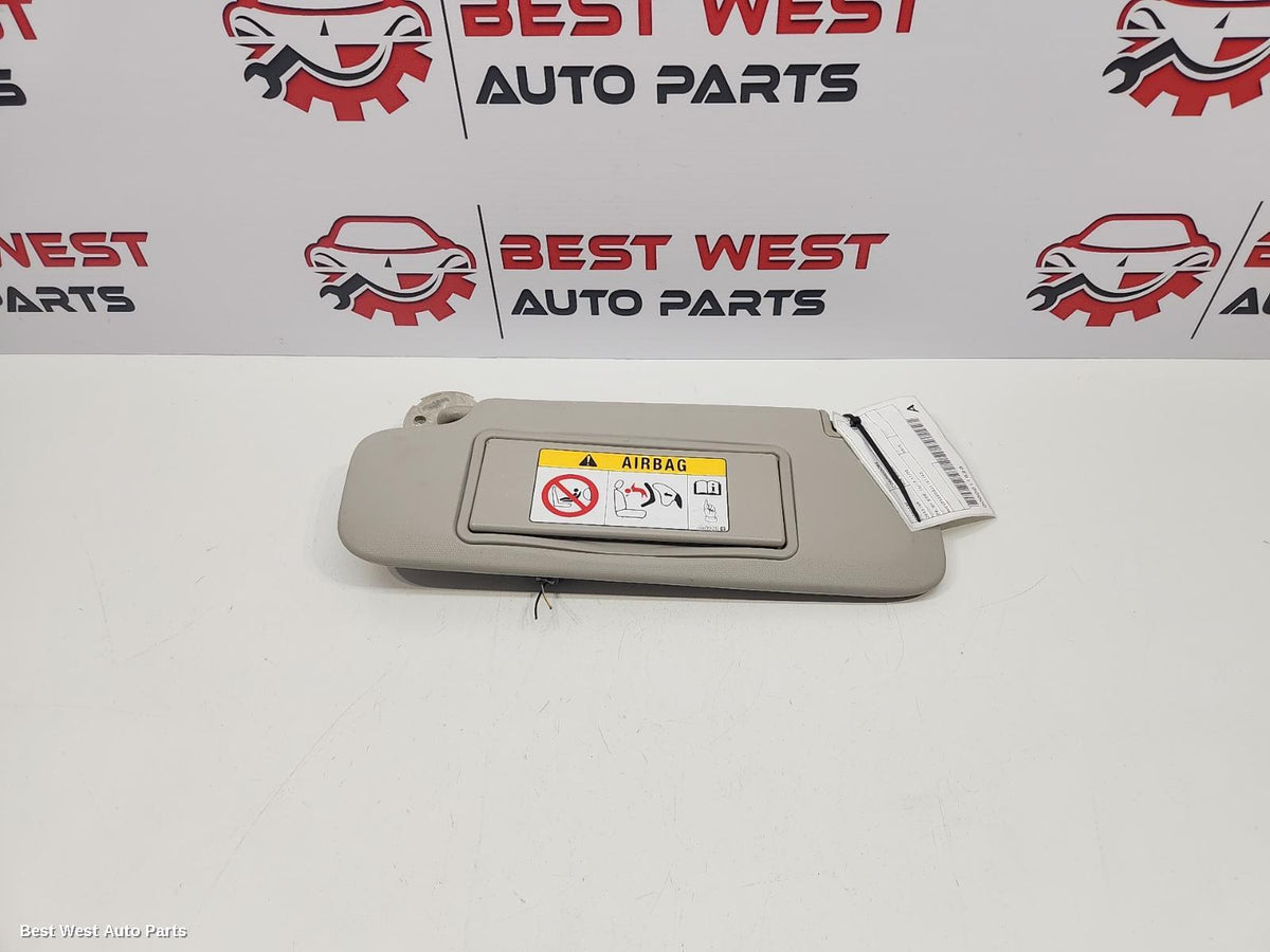 2019 HOLDEN COMMODORE Sunvisor