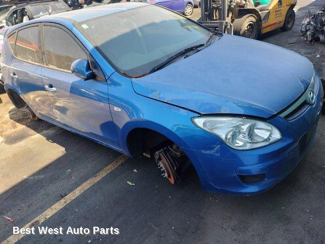 2009 HYUNDAI I30 Right Front Door