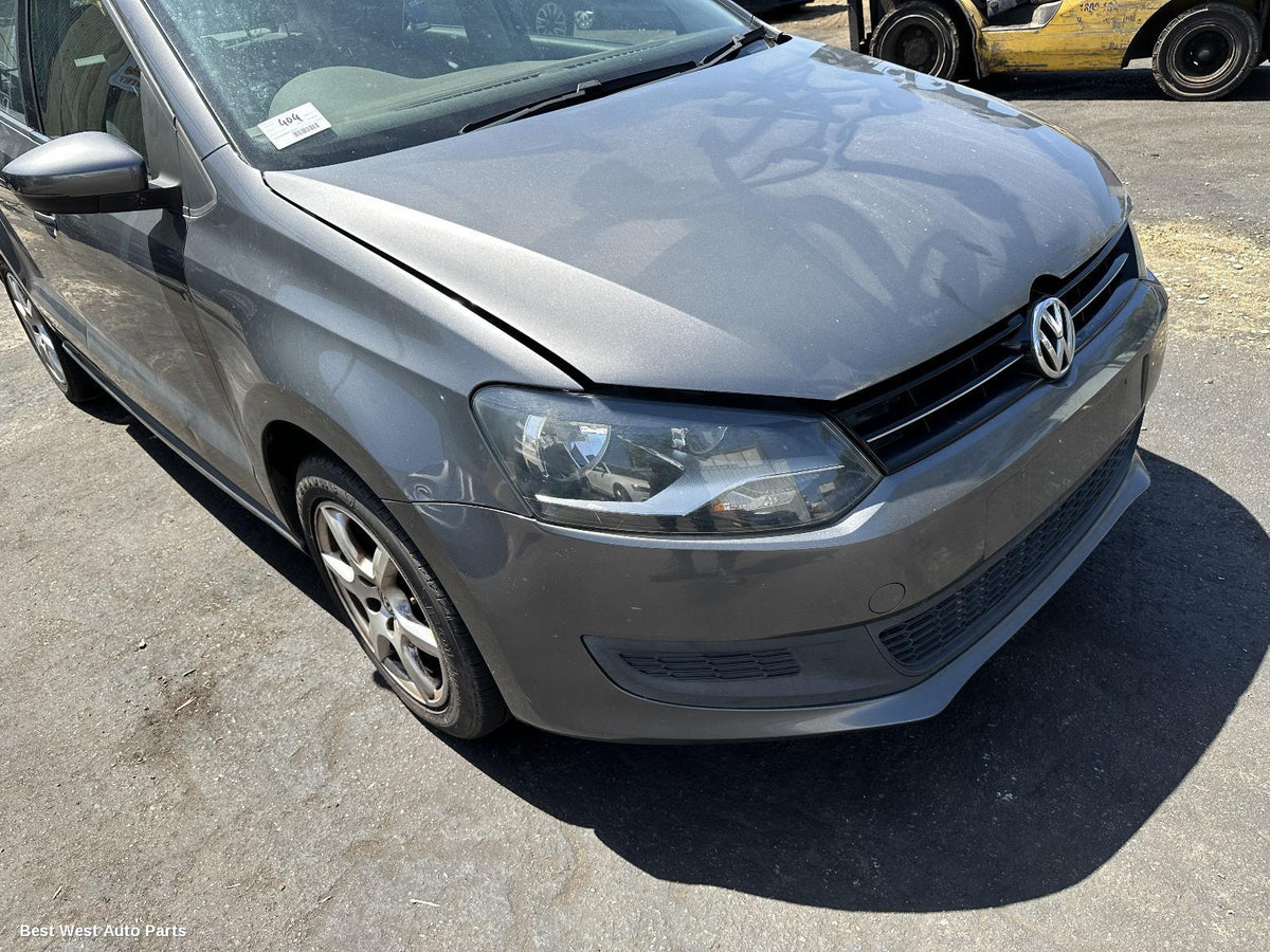 2012 VOLKSWAGEN POLO Right Taillight