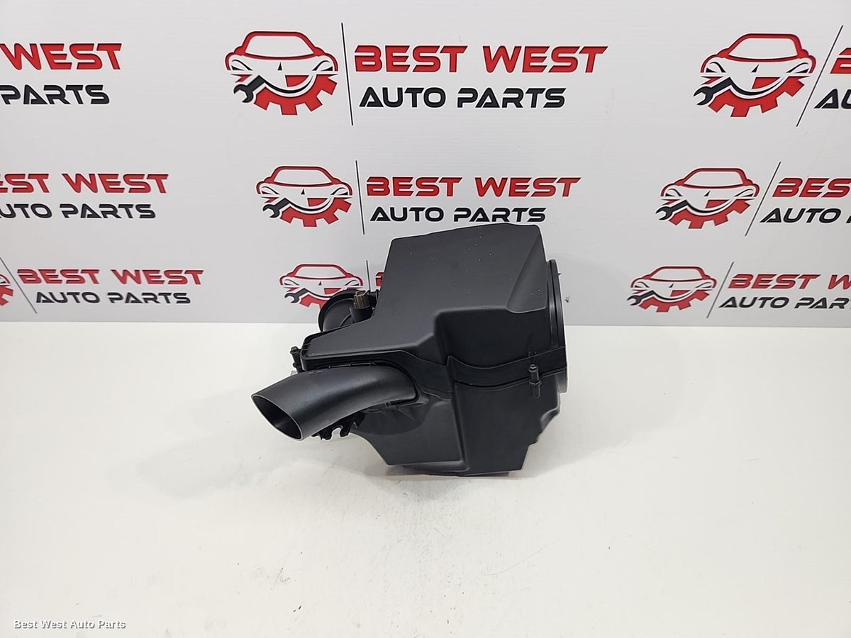 2016 FORD FOCUS Air Cleaner/Box
