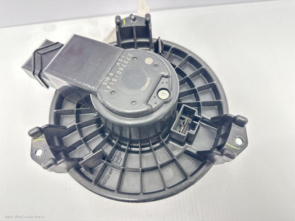 2013 TOYOTA COROLLA Heater Fan Motor
