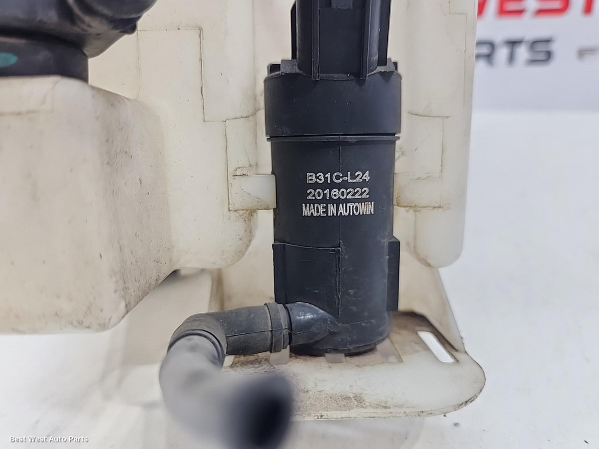 2017 LDV G10 Washer Bottle