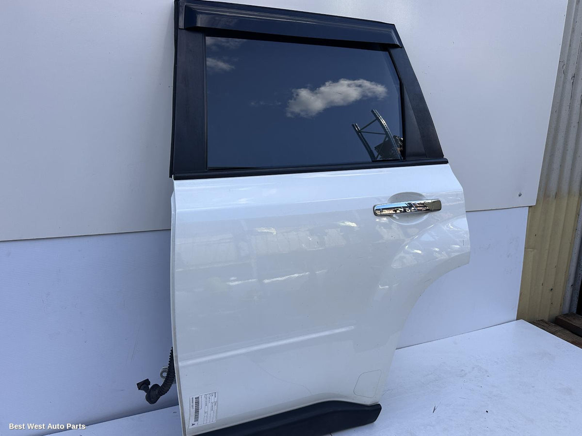 2011 NISSAN XTRAIL Left Rear Door/Sliding