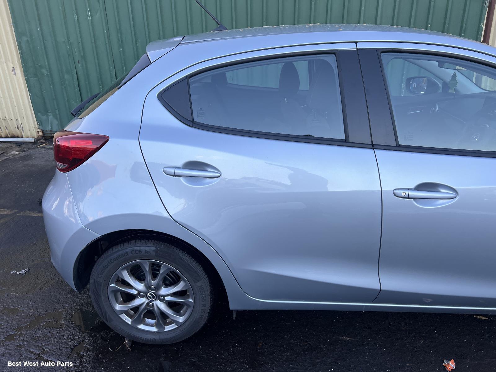 2020 MAZDA 2 Right Driveshaft