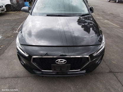 2018 HYUNDAI I30 Left Front Door