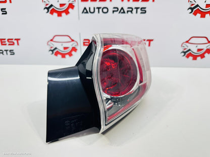 2010 MAZDA 3 Right Taillight
