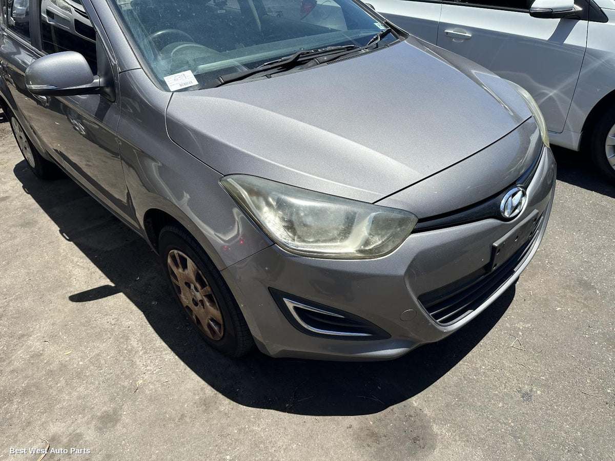 2013 HYUNDAI I20 Fan
