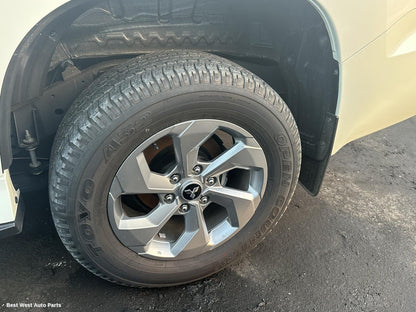 2025 MITSUBISHI PAJERO Wheel Mag