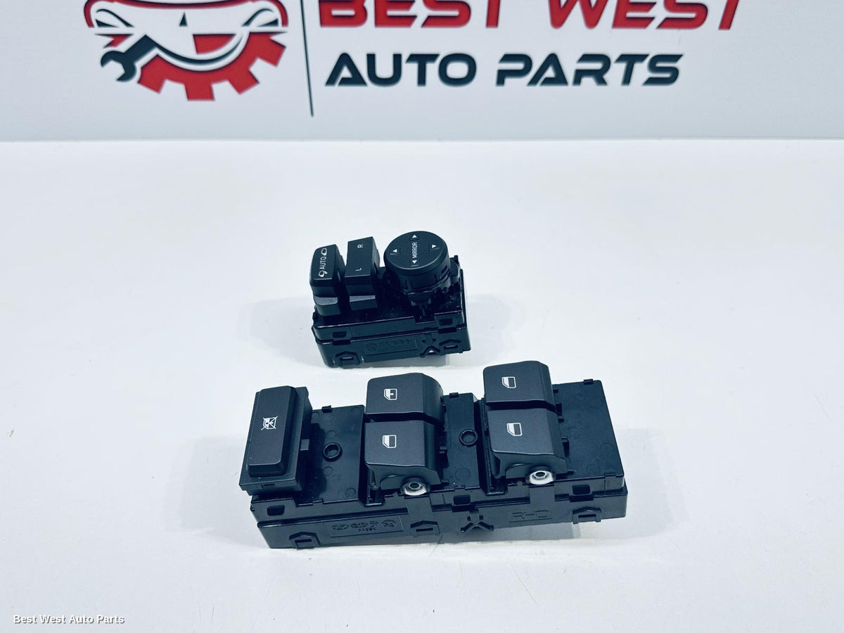 2023 HYUNDAI I30 Pwr Dr Wind Switch