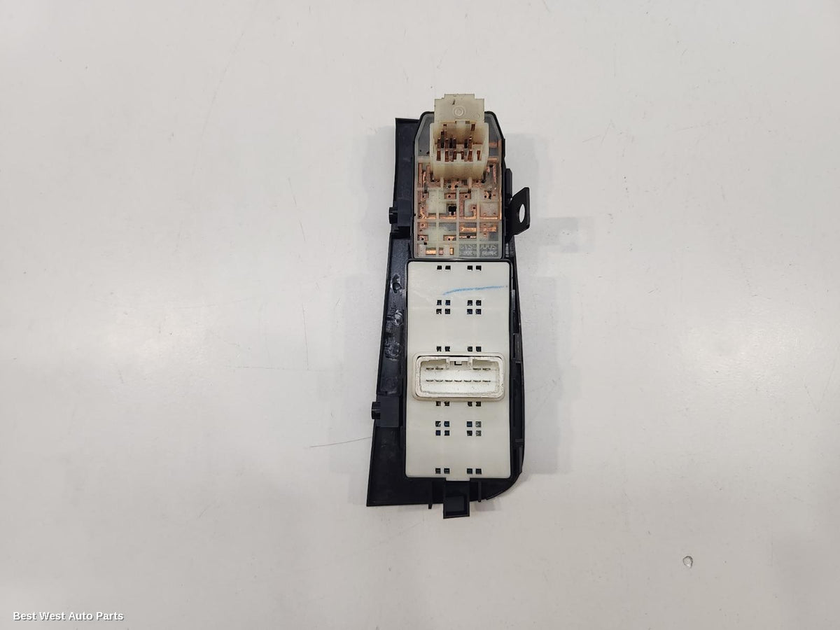 2015 HYUNDAI ILOAD/IMAX Pwr Dr Wind Switch