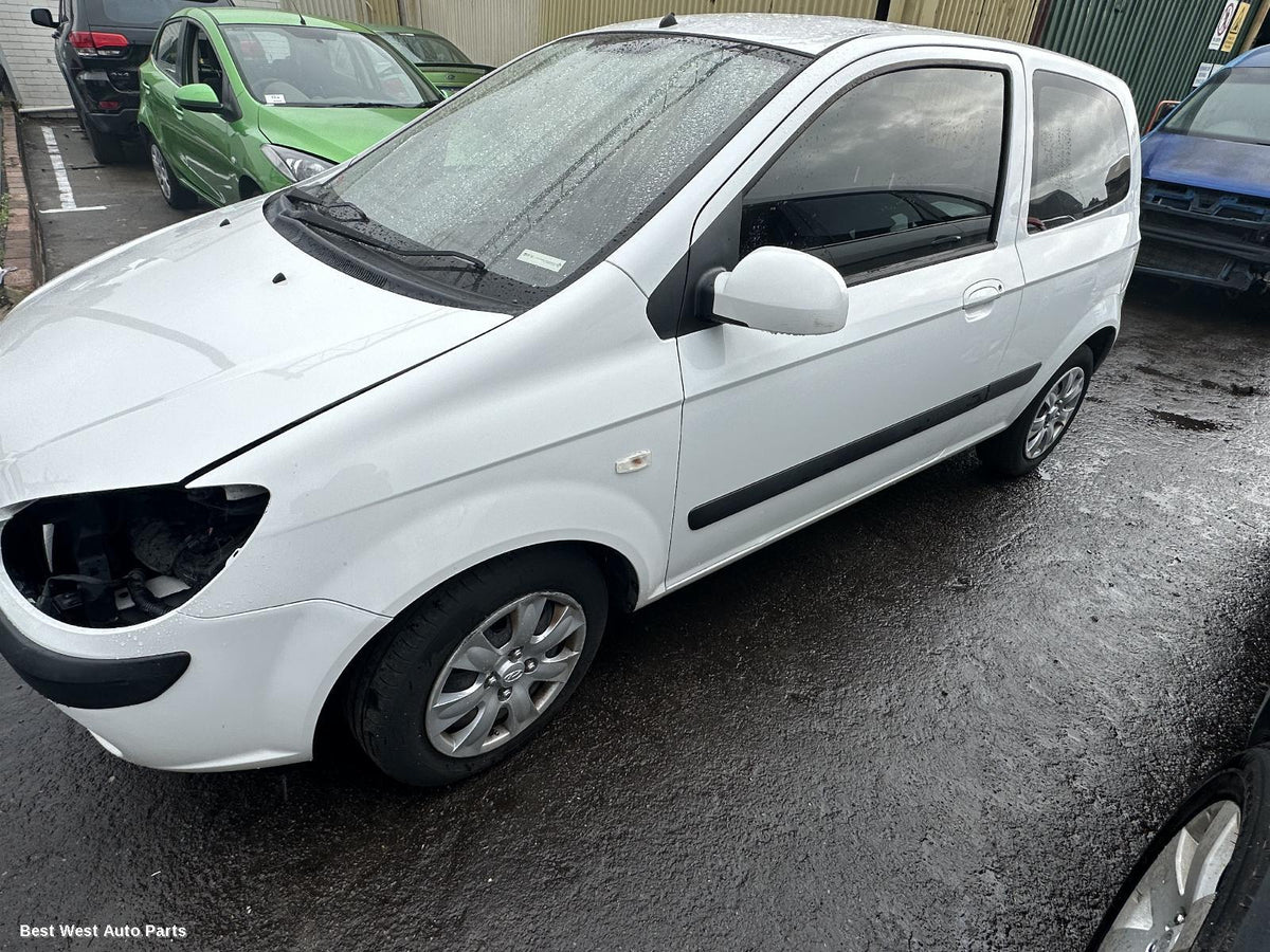 2010 HYUNDAI GETZ Rear Bumper