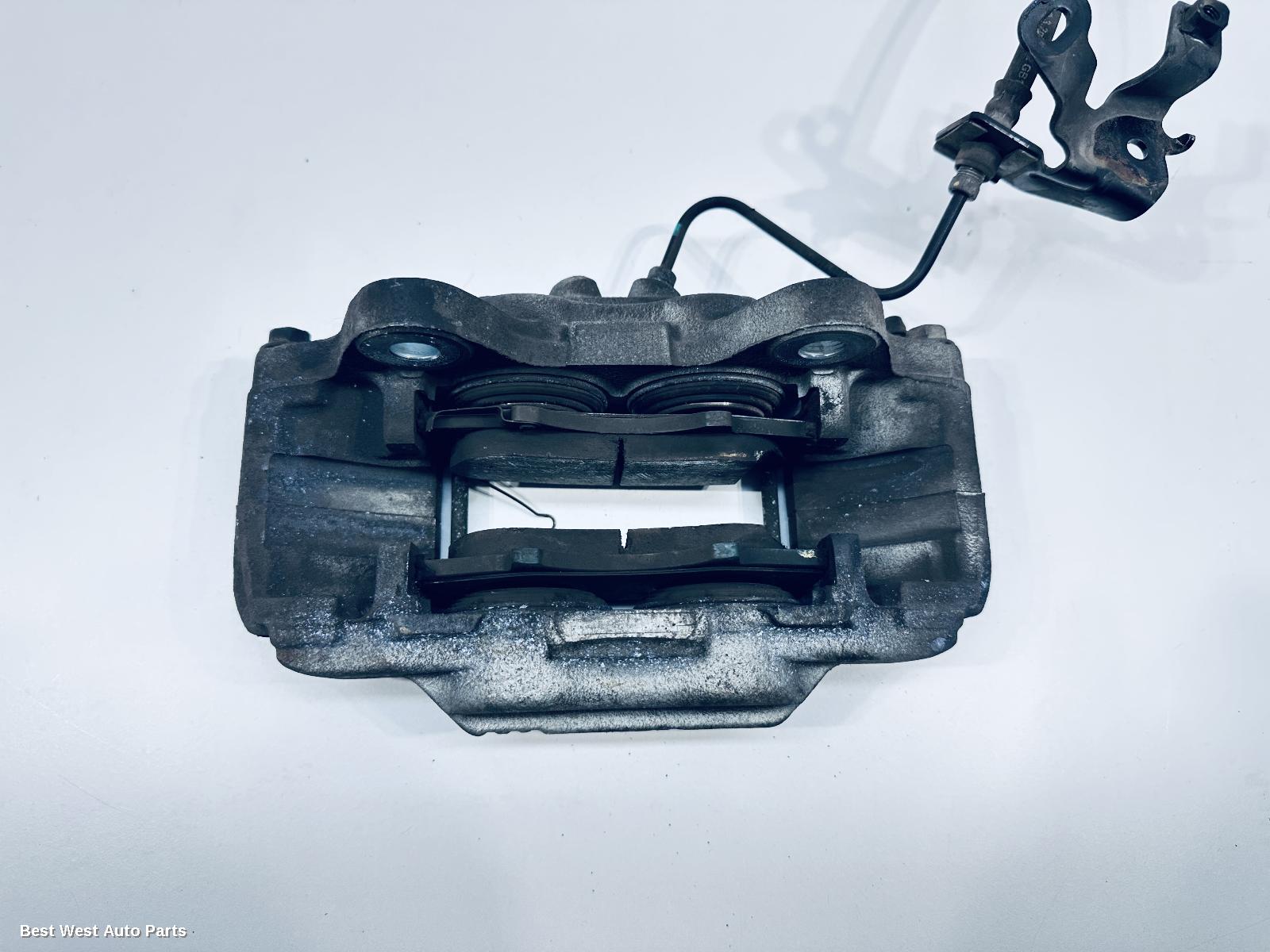 2024 TOYOTA HILUX Caliper