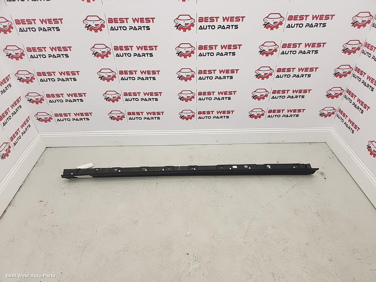 2024 TOYOTA RAV4 Side Step/Skirt