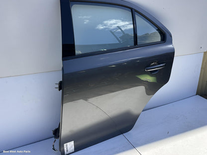 2011 SUZUKI KIZASHI Left Rear Door/Sliding
