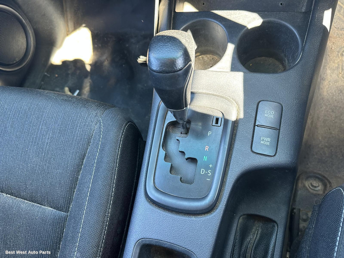 2019 TOYOTA HILUX Gear Stick/Shifter