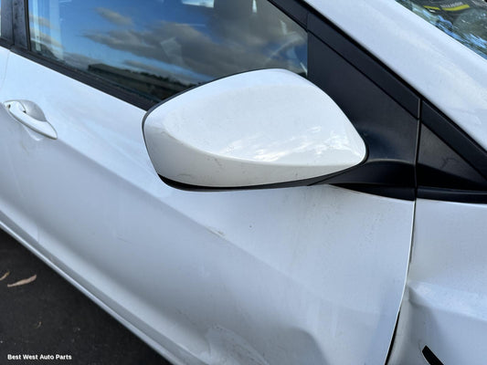 2016 HYUNDAI I30 Right Door Mirror