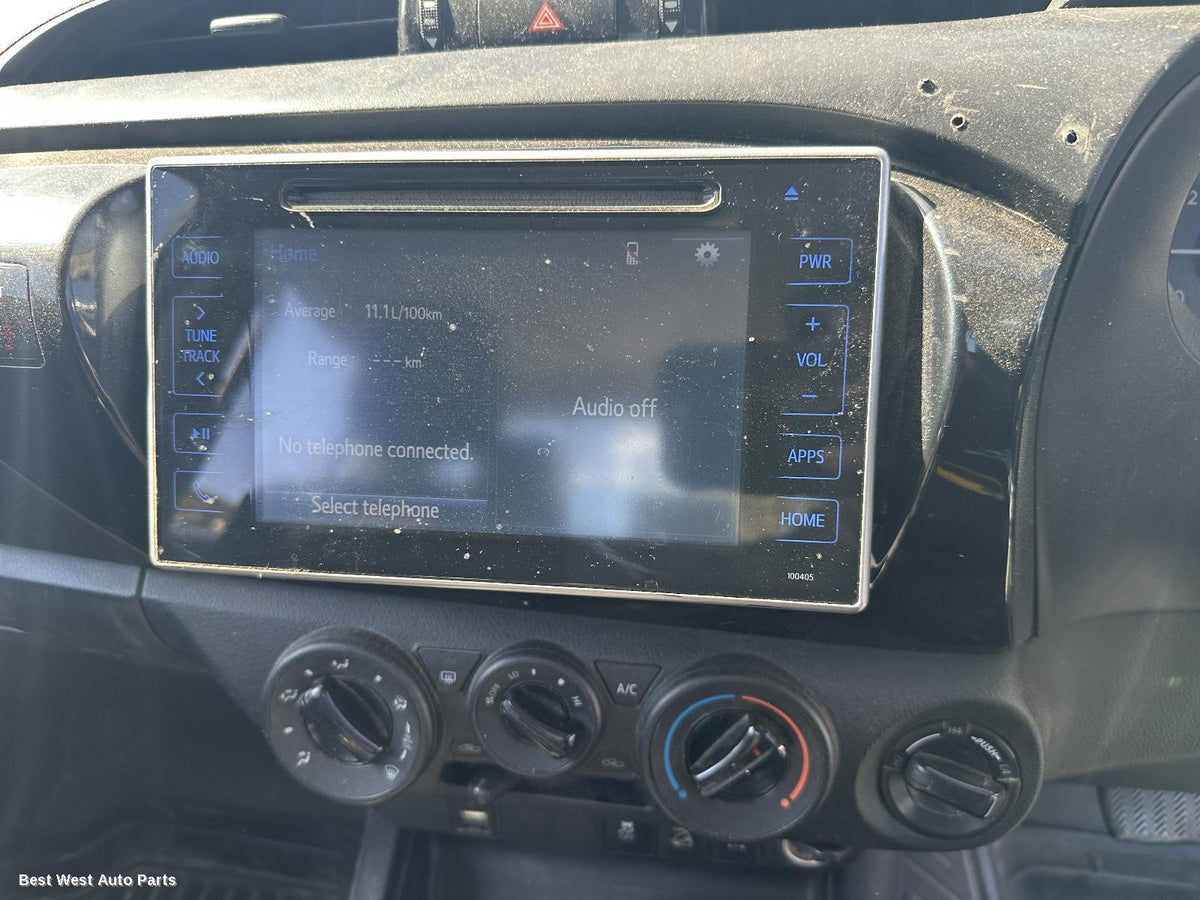 2017 TOYOTA HILUX Radio/Cd/Dvd/Sat/Tv