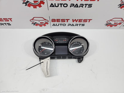 2019 HOLDEN COMMODORE Instrument Cluster