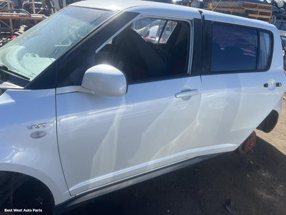 2008 SUZUKI SWIFT Left Taillight