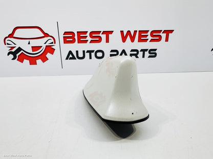 2020 TOYOTA C-HR Antenna