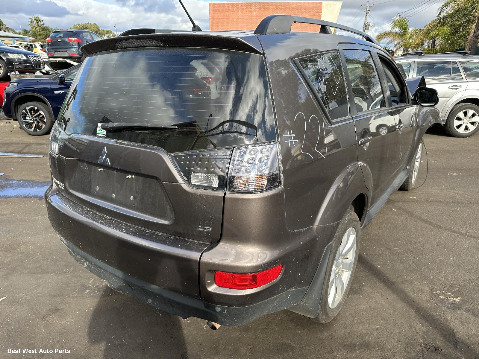 2012 MITSUBISHI OUTLANDER Left Rear Door/Sliding