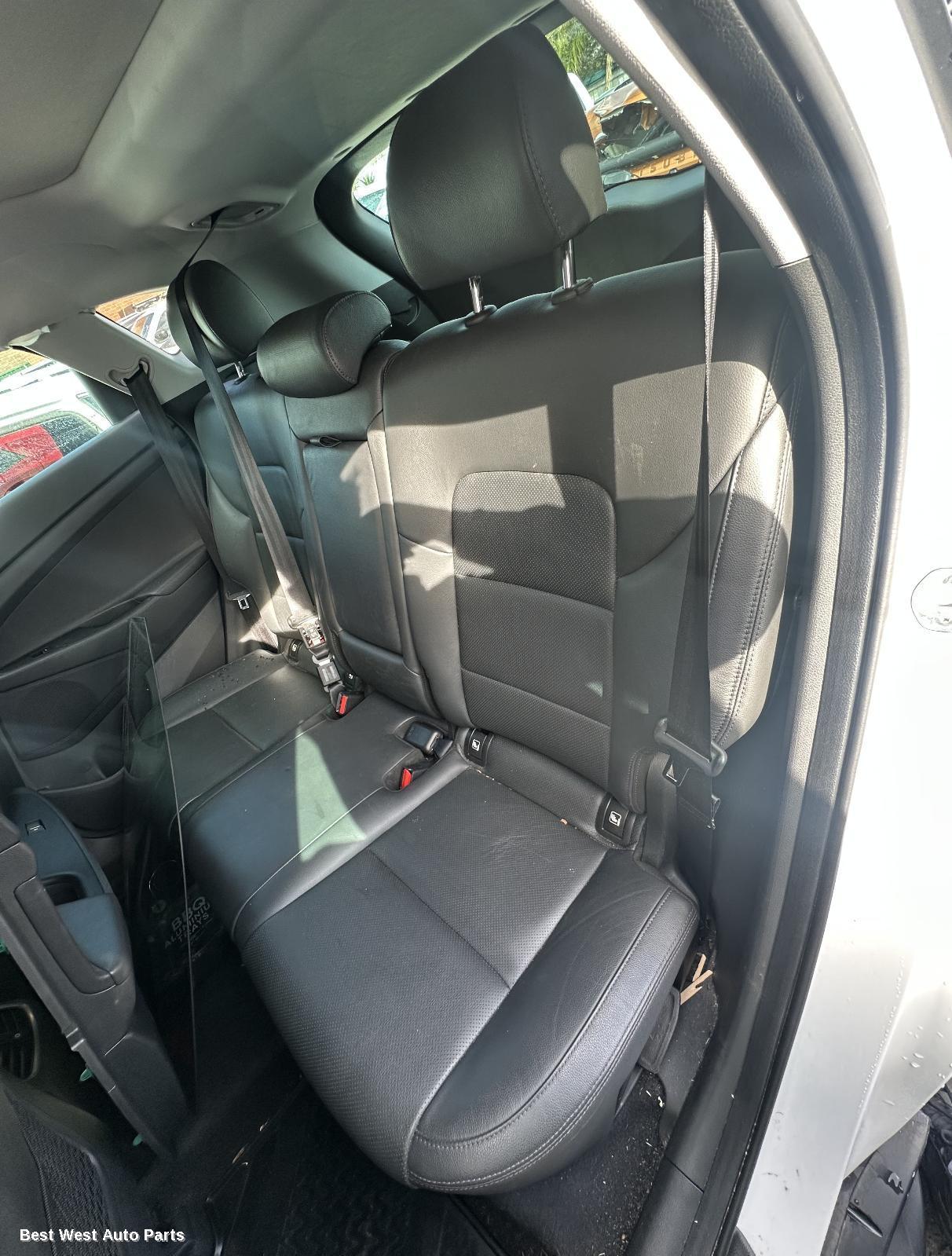 2015 HYUNDAI TUCSON 2nd Seat (Rear Seat)
