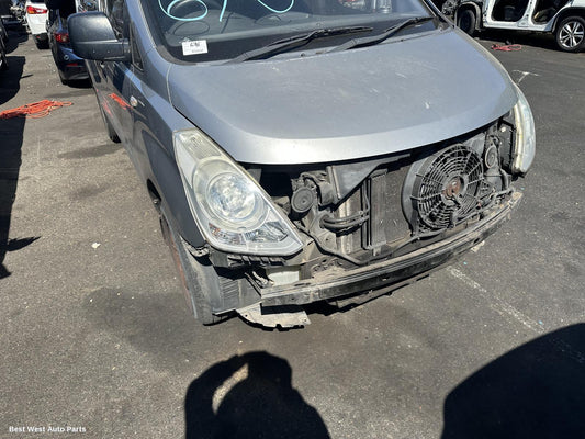 2011 HYUNDAI ILOAD/IMAX Left Front Door