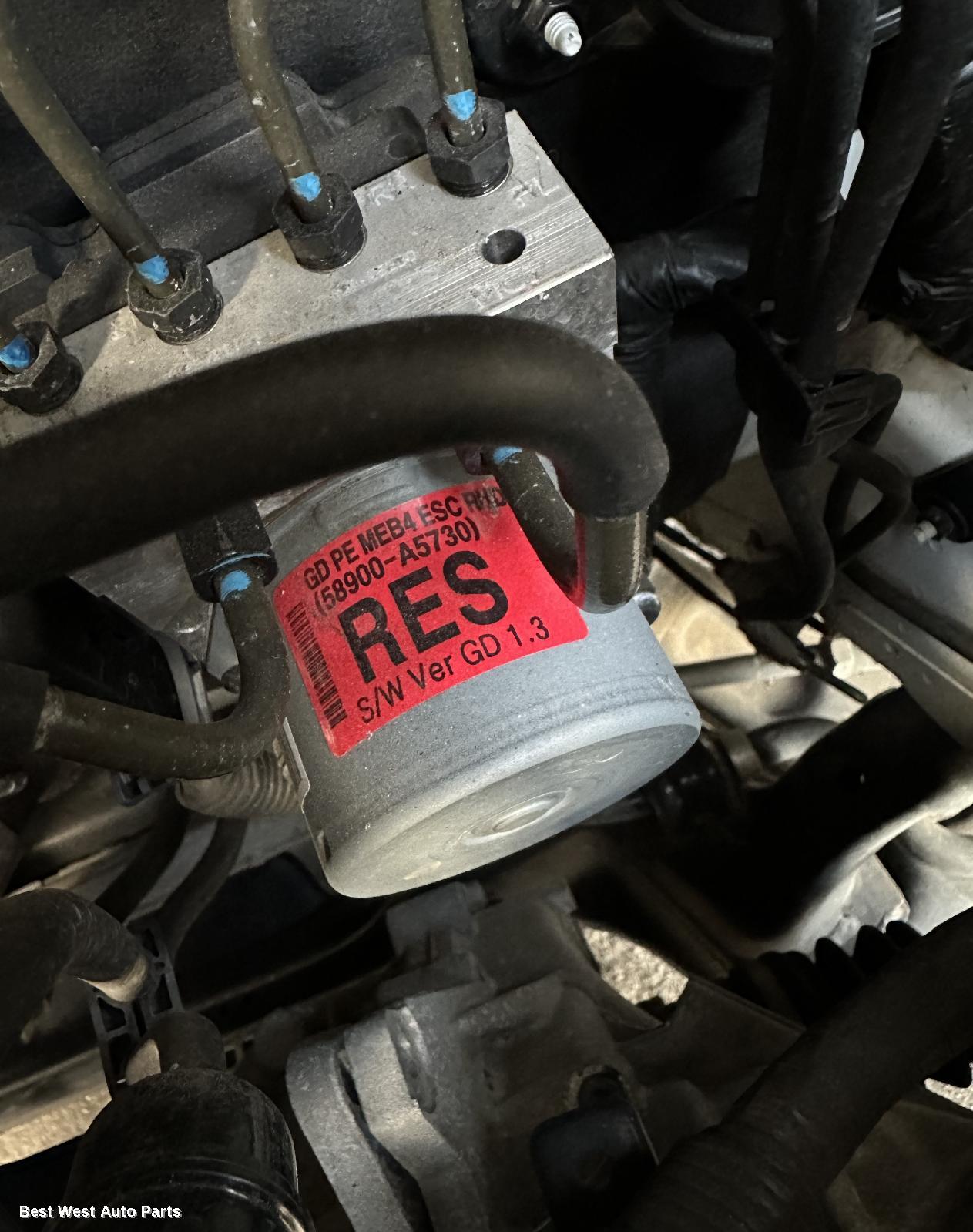 2016 HYUNDAI I30 Abs Pump/Modulator