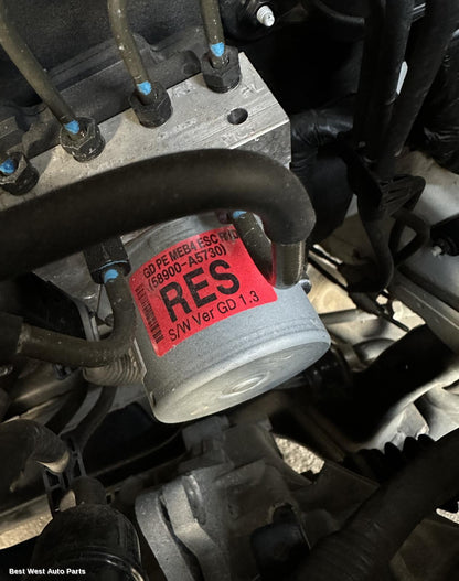 2016 HYUNDAI I30 Abs Pump/Modulator