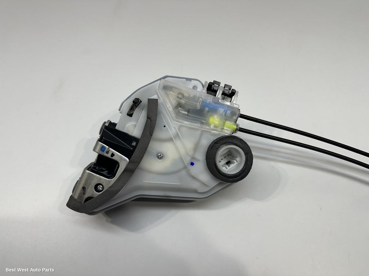 2024 TOYOTA HILUX Door/Boot/Gate Lock