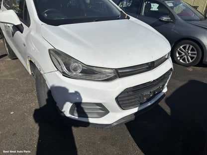 2017 HOLDEN TRAX Left Headlamp