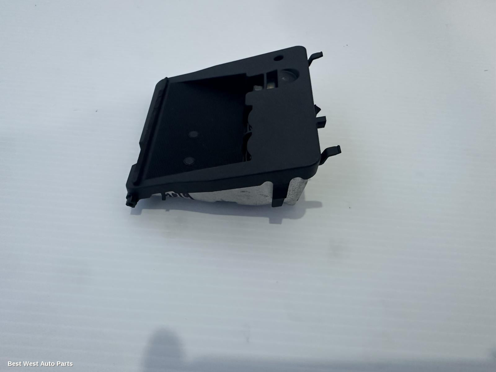 2019 MITSUBISHI ECLIPSE CROSS REVERSE_CAMERA
