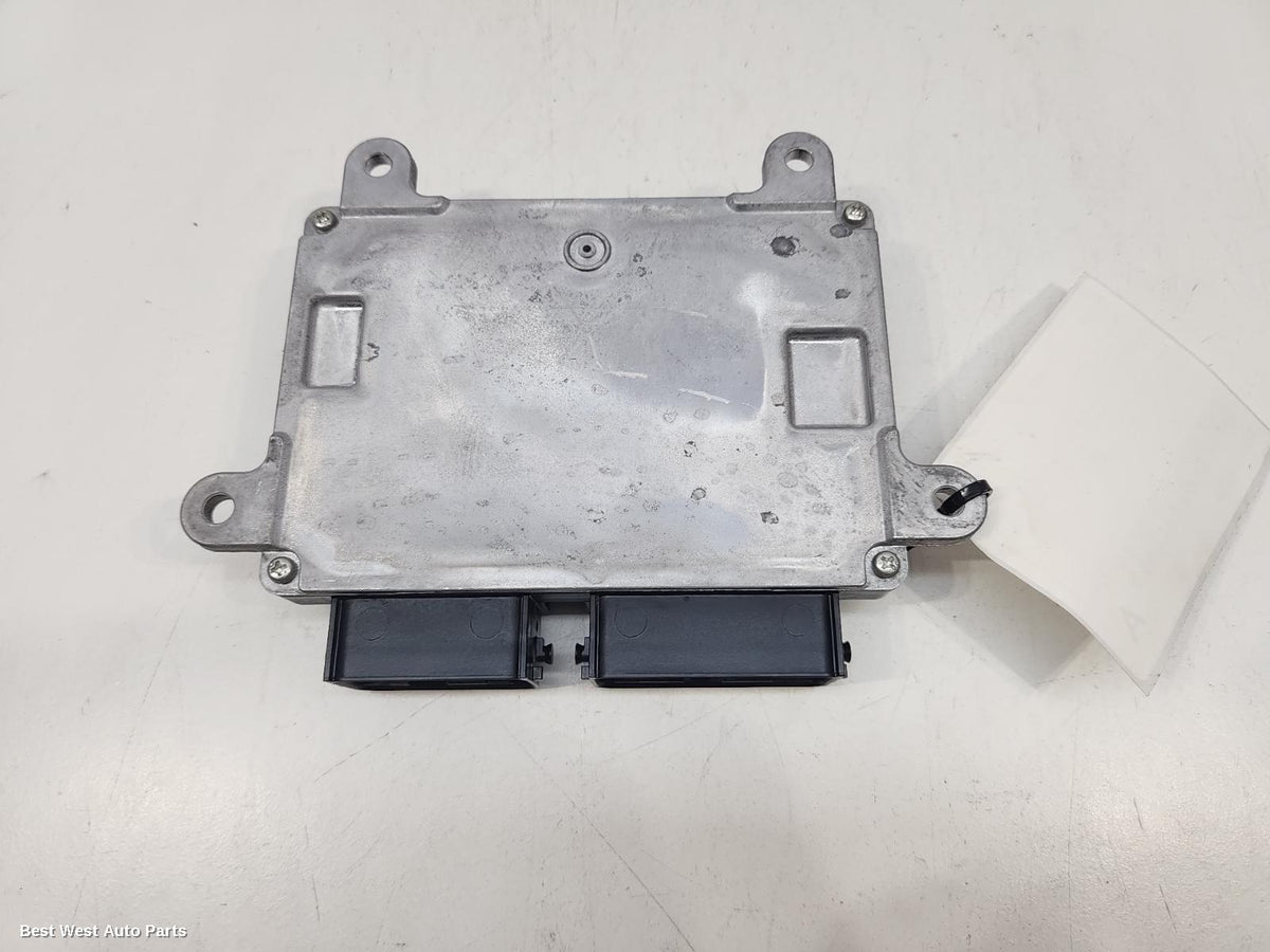 2016 MITSUBISHI OUTLANDER Ecu