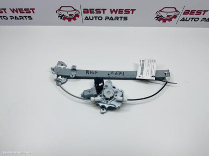 2021 NISSAN NAVARA Right Front Window Reg/Motor