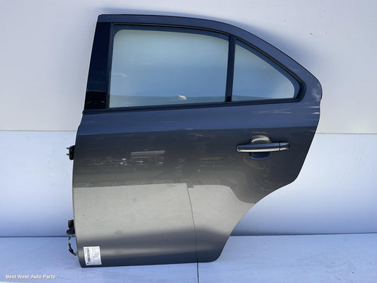2011 SUZUKI KIZASHI Left Rear Door/Sliding